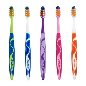 JORDAN ADVANCED HARD TOOTHBRUSH 1+1free