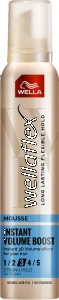 Wella Wellaflex Instant Volume Boost Haarschaum für starken Halt, 200 ml