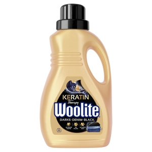 Woolite Keratin Therapy Płyn do prania czerń ciemne kolory jeans 0,9 l (15 prań)