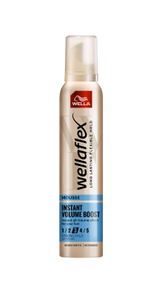 Wella Wellaflex Instant Volume Boost Haarschaum für starken Halt, 200 ml