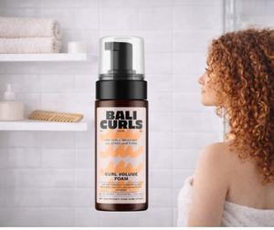 BALI CURLS CURL VOLUME FOAM - Lekka Pianka do stylizacji nadająca objętość 150 ml